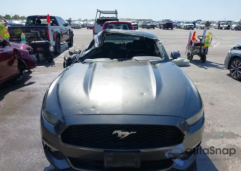 2015 Ford Mustang V6 из США, поврежденный, VIN 1FA6P8AM6F5430901